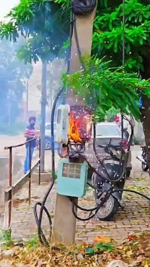 Short Circuit Explosion Caught on Camera | Electrical Safety Awareness