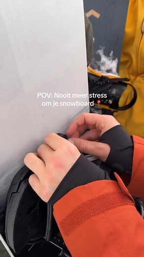 AirTag Solutions on Instagram: "Nieuw! Bevestig een AirTag aan je snowboard of ski’s met onze nieuwste case! 🏂"