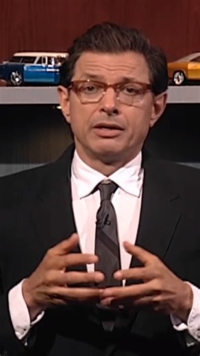 How a Fake Jeff Goldblum Death Report Fooled the World In 2009, the internet tried to kill Jeff Goldblum—and the false story spread so fast it even reached his mother before anyone confirmed it was a hoax. This video breaks down the bizarre moment when reports claimed Jeff Goldblum had fallen off a cliff in New Zealand, how a TV presenter received the wrong information, and why the rumor instantly exploded across social media and news outlets. You’ll see how the false death report turned into a 