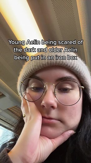 Lauren (High Reeves version) (@laurenetheridge1) - Exploring Aelin Galathynius' Journey: From Fear to Captivity