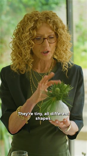 Add effortless floral style to every corner of your home this Christmas with the new M&S x Kelly Hoppen Christmas floral Table arrangements. Interior expert Kelly Hoppen’s mini bud vases are designed for single stems that make a big impact – perfect for festive tablescapes or thoughtful little gifts. Paired with a stunning bouquet of 24 white florals, including Kiefer pine, pussy willow, ranunculus (Kelly’s favourite), eucalyptus, and chic white roses, they’re a minimalist, modern, and effortles