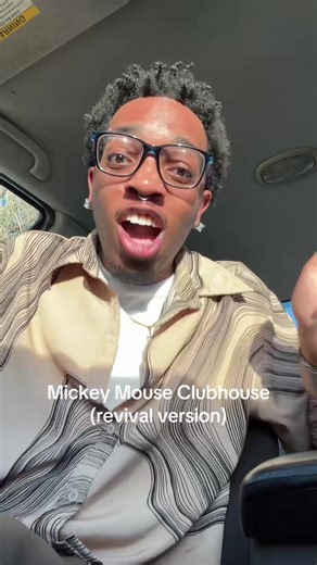 You see how they was dancing??? They was having CHURCH #mickeymouse #themesong
