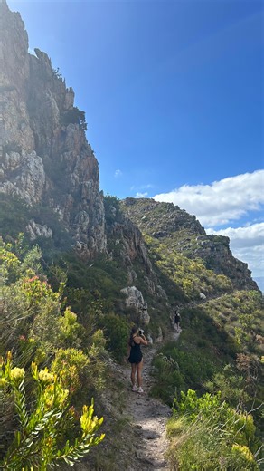 christie 🫶🏽 on Instagram: "1700 kms of my year🗓️ #running #2025 #active"