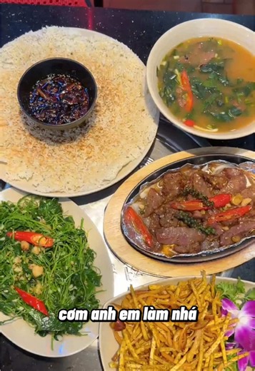 Cách làm cơm cháy kho quẹt như Sơn Tòng