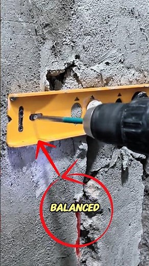 Perfect Wall Leveling Tool | How a Spirit Level Ensures Precision Construction.