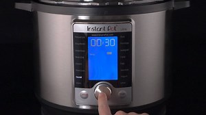 Pressure Cooking is just ONE of the many great features the Instant Pot Ultra has to offer! Watch this video to learn more about the Ultra's many useful programs and amazing versatility 👌 To get the most out of Instant Pot experience, we recommend downloading the Instant Pot Recipe App - with over 350 recipes, cooking tips and so much more » instantpot.com/app/ or, check out our Recipe Site at https://recipes.instantpot.com | Instant Pot
