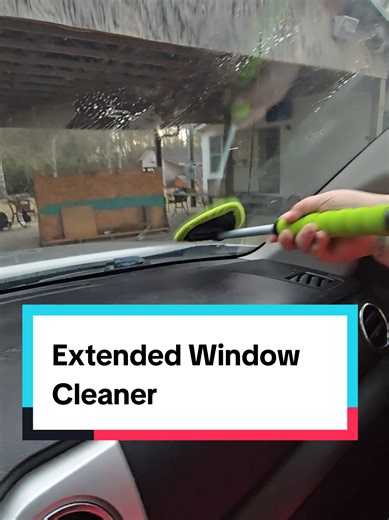 Extended Window Cleaner for a Sparkling Finish