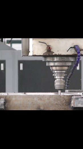 Injection Molding Machine Factory in France