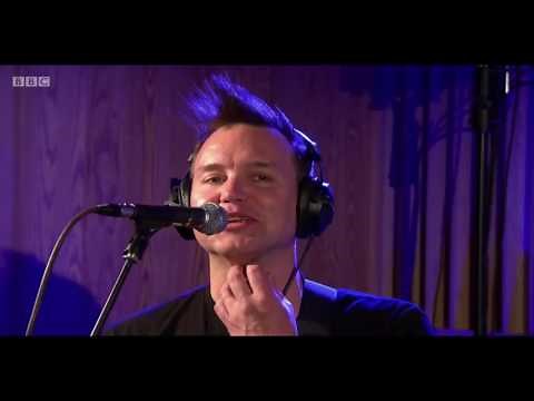 Blink-182 Acoustic Live at BBC Radio 1's Live Lounge