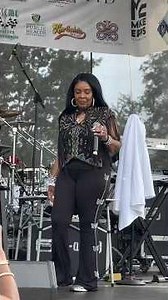 Angela Winbush Had Everybody Singing Along! 🎶 | Mike Epps Community Concert