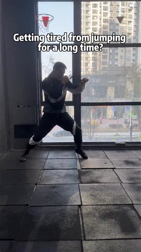 熊政奇 on Instagram: "Getting tired from jumping for a long time?#boxing #boxingtraining #boxingtechnique #boxingtrainer #boxingfootwork"