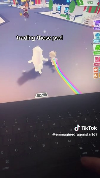 #fyp #fypシ #adoptme #adoptmetrading #2022birthdaycake