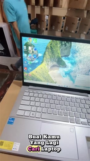 MAESTROCOM & CCTV STORE LAPTOP TERMURAH LAMPUNG on Instagram: "🩶ASUS VIVOBOOK E1404G🩶 ✅ RAM 8 GB ✅ SSD 256 GB ✅ INTEL I3 N305 ✅ LAYAR 14 INCH FULL HD Harga cuma di 6 jt aj lohh🤩🫵🔥. Yuk tunggu apa lagi langsung aja ke maestro computer yaaa sobat minkom🫵🔥🤩👋"