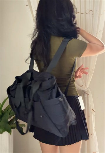 Versatile Backpack to Shoulder Bag Transformation