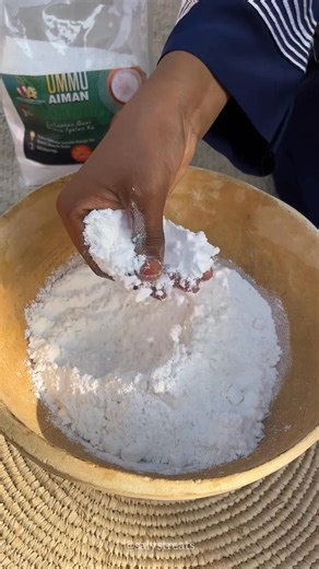 31K views · 1K reactions | One of the best Northern dishes.(Tuwon Masara miyan kuka) EAT or PASS drop your answers in the comments section  I got my local foods from Jamila Bakoji dm to get yours at affordable prices. Bye see you in my next one Enjoy  #viralreels #viralvideoシ #trendingreelsvideo #foryoupage #facebookviral #viralvideosFacebook #viralpost2025シ | Salimat Annuri | Facebook