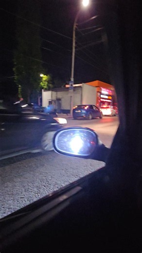 очередь на заправку в 3 часа ночи
