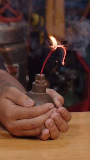 How fast does a Dynamite fuse burn? #reels #science #education #experiment #STEM | Midnight Science Club