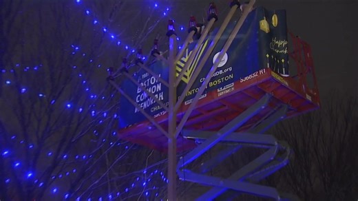 Boston menorah lighting assumes extra meaning in wake of Sydney massacre