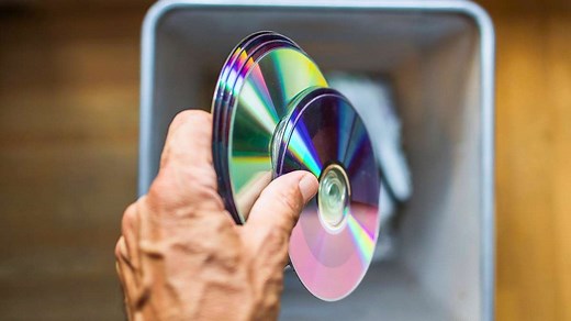 Alte DVDs im Restmüll oder Gelben Sack entsorgen? Müll-Irrtum aufgeklärt