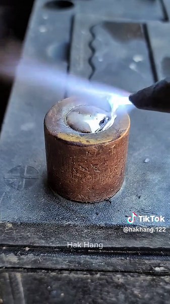 Repairing a Damaged Battery Head
