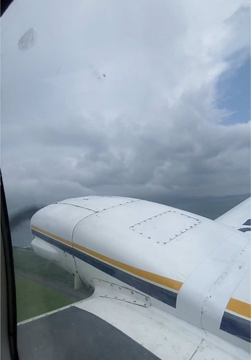 Empowering Women in Aviation: Meet Female Pilots Breaking Stereotypes