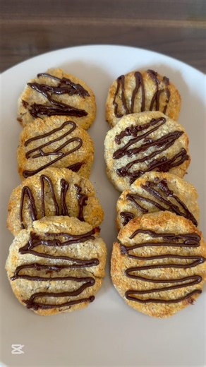 Healthy 2-Ingredient Banana Coconut Cookie🍌🥥 #simple #tasty #dessert #healthy