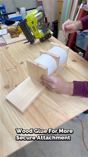 Stylish DIY Toilet Paper Holder - Detailed Plans Available #DIY #homedecor #woodworking
