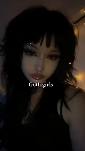 🧙🏻 GOTH GIRLS on Instagram: "Follow me 🧙🏻"