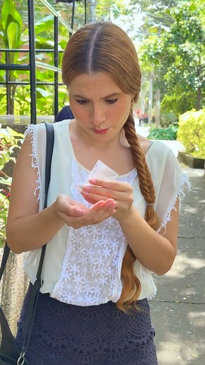 26K views · 263 reactions | Ella usa este modus operandi para quitarles todo sin que se den cuenta. ️‍♀️ #Reels #Viral #Trending #FYP | Frases del Mundo | Facebook