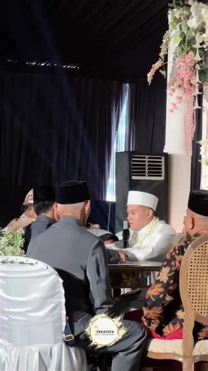 Intimate Wedding Ideas With Sangkuriang Deco