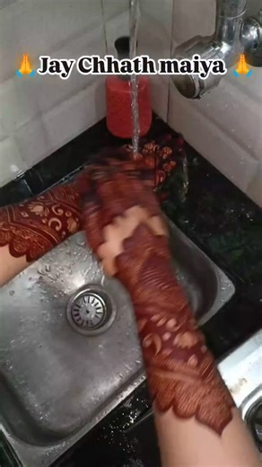 Rohit Mehandi arts (Raikot) on Instagram: "Follow me 🥀❤️ chhath Puja 🌺 hand mehandi design 🥀🌿🌿 #mehendidesign #mehendiart #arabicmehendi #rohitmehandiart #mehndiceremony #bridalmehndi#mehndibrid #mehendiartist #mehendidesigns #mehenditattoo #arabicmehndi #mehendiloversmehndivibes #mehndiartist #mehndilovers #karwachauthspecial #mehendifunction #mehndiparty #mehndipattern #teejspecialmehndi #mehendilove #mehendilover #mehendibride #weddingmehndi #bridalmehendi #mehendigoals #mehendhiart #meh