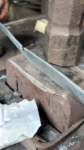 This is the first time, I've seen the Steel Scissors Technique! #metalworking