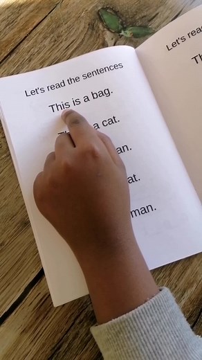 We teach children how to read and write English and Setswana #breakthroughacademybw #breakthroughtutorsbw #successiveblending #scienceofreading #phonics