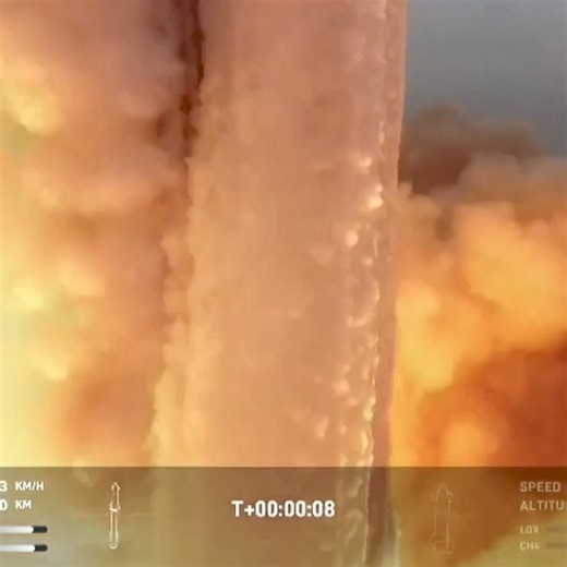 699K views · 5.5K reactions | The third test flight of SpaceX, Elon Musk’s company, traveled about halfway around the Earth on Thursday before it was lost as it re-entered the atmosphere. A version of this Starship spacecraft will eventually carry NASA astronauts to the moon. https://nyti.ms/48VBy9z | The New York Times | Facebook