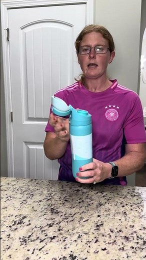 The Cirkul Strawsip Flip Bottle – Sip Smarter! 💧