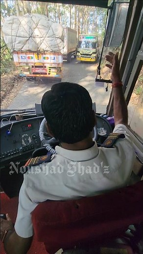 Volvo multi axle and SETC bus meets in narrow ghat Road Turn😲 hat's off to drivers🙌👏#shorts #youtube