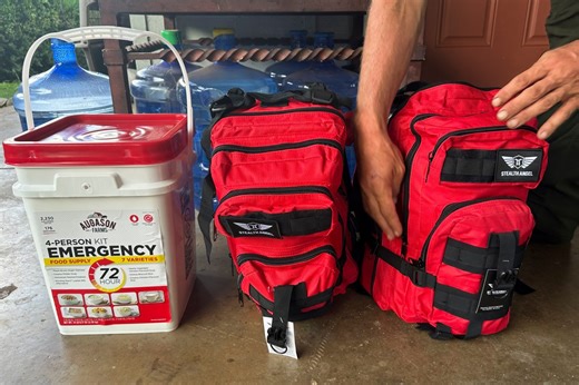 Essential items every earthquake emergency kit needs