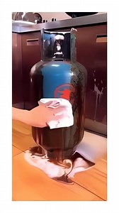 This Spray Can Remove Any Stain | Fossbytes