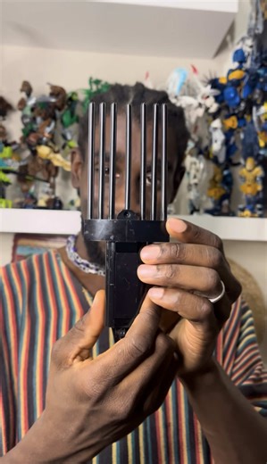 Hair test for the world first Afro pick made out of Lego. What do you think? Stay tuned for more coming soon! #afro #theradicalbrick #legoart #melaninmagic #legomoc