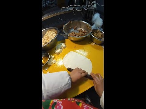 🔴 LIVE: Crispy Meat-Filled Baked Bing on Hot Charcoal | Northern China Street Food in Action POV