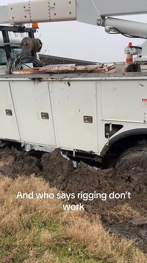 4 snatch blocks getting the job done #dayandnightwreckerservice #fyp #fypシ゚viral #diesel #truck #makethisvideogoviral #towing #towingtiktok #fypシ #towingandrecovery #winch @Camryn Woodard
