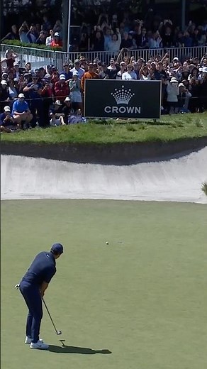 Rory McIlroy’s final hole of 2025 💪