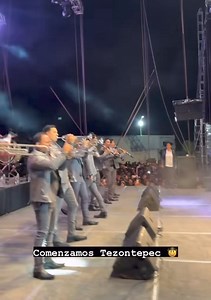 168K views · 1.9K reactions | 朗拾La Arrolladora Banda el Limón, en la Feria de Villa de Tezontepec, Hidalgo | Sonder Radio | Facebook