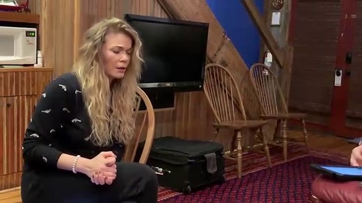 You LovEs are 'Always On My Mind' ❤️ Missing my weekend of LovE with you at Gruene Hall, I can’t wait to be back there soon. This is what it looks like before we hit the stage. I do so many songs at Gruene that I don’t normally do live, so we are always learning songs right before we go on. I DEEPLY MISS THIS! | LeAnn Rimes