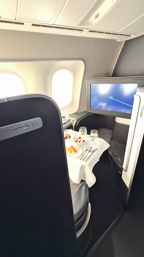 150K views · 3.5K reactions | First eat then sleep #britishairways #firstclass #flight | traveldamonsway | Facebook