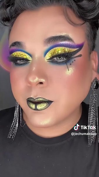 Cleopatra Makeup Trend: Step-by-Step Guide