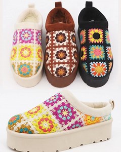 They're only $35.99 and we are OBSESSED with every color! 😍 | Simply Simpson Boutique