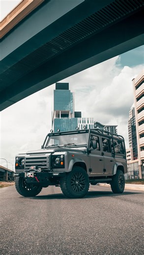 Stornoway Gray 1992 Land Rover Defender 110, LS3 powered, Alcon high performance brakes, Spinneybeck Vicenza leather. #overland #landrovers #Defender110 #custom #stornoway #vicenza #alcon #4X4 #Defender #classiccars #carswithoutlimits #landrover #offroading #vintagecar #driven #defenderv8 #ls3 | ECD Auto Design