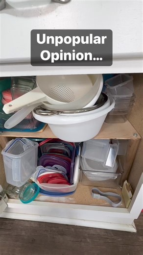 Cabinets that store Tupperware can get overwhelming fast #declutter #tips #organization #cleaning #cleaninghacks #minimalism #kitchen #food #storage #unpopularopinion #Opinion #mom #clean | Organized Chaos