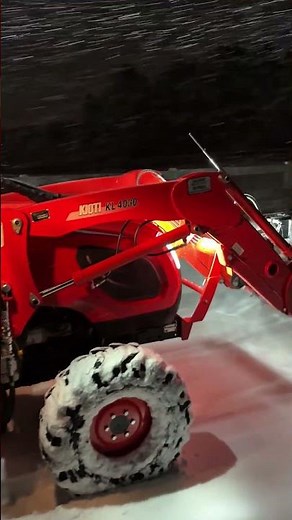 Tractor Upgrade! LED bulbs front and back! Love the look? #tractor #johndeere #kubota #led #snow